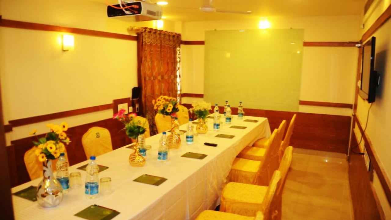 Budget Hotel Khammam Exterior foto